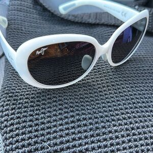 Maui Jim Accessories Maui Jim Nahiku White Pearl Sunglasses